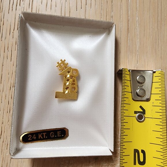 NWT Vintage Number ONE Dad 24K Gold Pin - Picture 6 of 7